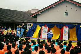 Sinopsis seronoknya ada hari sukan di sekolah. Galeri Azizian Hari Sukan Negara 2017 Peringkat Sekolah Facebook