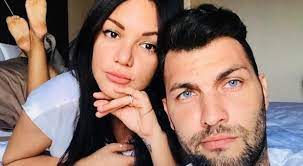 May 06, 2021 · by jessica bedewi published may 05, 2021 chelsea orcutt and thomas gipson had an interesting journey on temptation island, but the couple seems to be doing better than ever in the aftermath of the season three finale. Temptation Island 2019 Andrea And Jessica Leave She Goes Out With One Alessandro Unmeant
