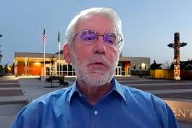 Broadband tops talks with legislators, city, schools