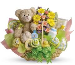 Let the florist create a beautiful all round flower bouquet based on your budget and prefered colour choice. Gift Baskets Gourmet Hampers Delivered By Local Florist Petals Co Nz