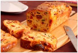 Cake Au Chorizo Et Aux Poivrons En 2020 Cake Chorizo Recette Apero Tapas Recettes De Cuisine