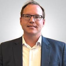 The Local Public Agency Committee of IRWA Chapter 31 and Cushman &  Wakefield hosted guest presenter Julie McDonald