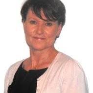 Julia Lockett's Instagram, Twitter & Facebook