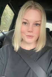 Amanda Hedge's Instagram, Twitter & Facebook