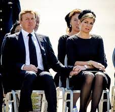 Doch ihre eltern fehlten ihr selbstverständlich bei der hochzeit. Willem Alexander 50 Der Moment Als Dem Konig Die Tranen Kommen Welt