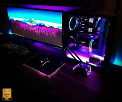 Shining In The Dark Awesome Rgb Repost Dm Now Use Custom Setups For A Chance To Get Featured Set Up Gamer Escritorio De Arte Ideas De Sala De Juegos