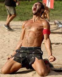 Οι τηλεθεατές προτίμησαν τον δάσκαλο σκι. Survivor Elladas Apo Poy Konomaei E3tradakia O Giwrgos Aggelopoylos Koolnews Gr