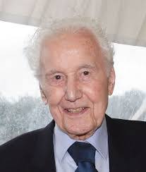 Alex Henshaw's Instagram, Twitter & Facebook