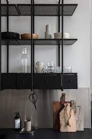Open shelves in the kitchen can be used to store almost anything, but what should you place on them that truly works best? Pin On Wohnideen Inspiration Decoration