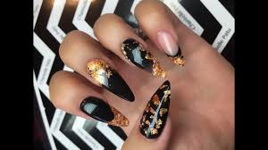 Acrylic nails l teal white & gold l nail design. Acrylic Nails Black And Gold Leaf Tutorial Youtube