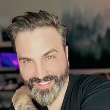 Adam Prout's Instagram, Twitter & Facebook