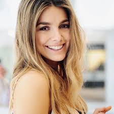 Natalie perez 's fans in her native argentina were familiar with her face before they fell in love with her music. Natalie Perez Estilos De Cabello Celebridades Famosos
