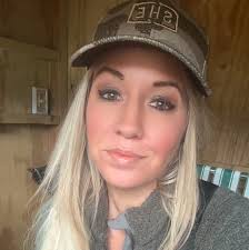 Kelley Fry (@kelleydaniellefry) • Facebook