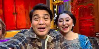 Hal itu dibeberkan memes prameswari dalam kanal youtube mama ella channel, yang tayang minggu (20/6/2021). Didoakan Berjodoh Billy Syahputra Akui Memes Prameswari Tipe Wanita Impiannya Merdeka Com