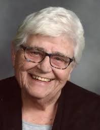 Rosalie Brainard's Instagram, Twitter & Facebook