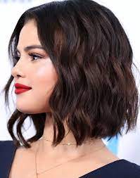 Selena Gomez Short Bob Hair Style And Curls Haircuts Thick Hair Styles Wavy Bob Hairstyles Short Hair Styles