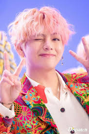 The Cutest Kim Taehyung Bts At Idol Mv Naver X Dispatch Taehyung Bts V Bts Dispatch