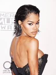 Take A Trip Down Memory Lane For Selena Gomez S Birthday With These Hair Looks Wet Look Hair How To Curl Short Hair Hair Looks