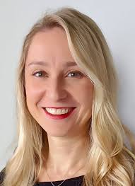 Lisa Easterly's Instagram, Twitter & Facebook