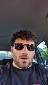 Liebe Grüße vom Nummer 1 Platzierten Oktagon MMA Kämpfer