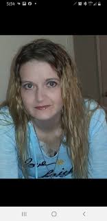 Paused HH during Loser, Baby at this moment and I love how it looks kind of  like Angel has wings!