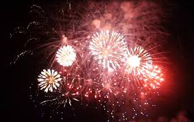Vous souhaitez envoyer la page suivante à un ami : Week End Du 15 Aout Voici Ou Et Quand Voir Des Feux D Artifice En Seine Maritime 76actu
