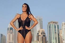 View all catarina gouveia tv (5 more). Vi Uma Deusa Catarina Gouveia Deslumbrante Em Fato De Banho