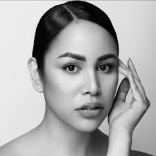 What are some good photographer recommendations in New Zealand?