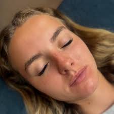 Sov smuk. Vågn smuk✨ That's the power of eyelash extensions! Eyelash  extensions giver dig et frisk look døgnet rundt, helt uden mascara🫶🏻