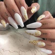 In such a way, they will look more elegant. 41 Chic White Acrylic Nails To Copy Page 3 Of 4 Stayglam