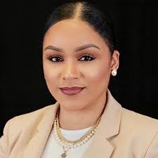 Candace Green's Instagram, Twitter & Facebook