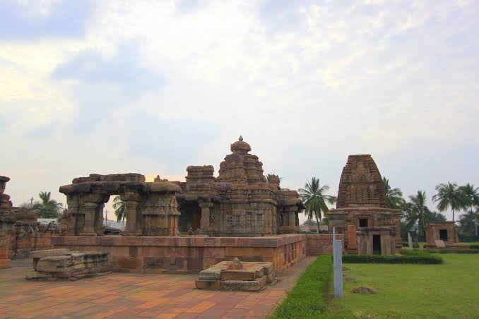 Mallikarjuna Temple, Pattadakal, Karnataka, Tourism, 2022 | How to reach Mallikarjuna Temple, Temple, Shiva, Timing, Things to do, Entry fee - Tripinvites - TripInvites