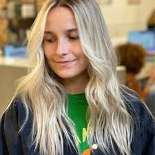 THE UPPER HAND SALON