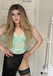 Nicole party from Manchester - Shemale.UK