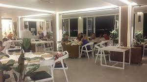 karakas otel hizmetinizde panosundaki pin
