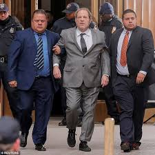 And then there was the intimidating and aggressive harvey weingard played by maury chaykin in hbo's entourage, a character widely believed to have been inspired by weinstein. Harvey Weinstein 67 Is Almost Unrecognizable As He Hobbles Into Court Daily Mail Online