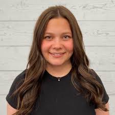 Sarah Behm's Instagram, Twitter & Facebook