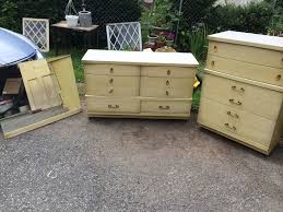 Bassett Furniture 2 Dresser Chest Set With Mirror Mid Century Modern On Wheels Furniture Bassett Furniture Atomic Decor