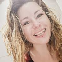 Kasandra Brown's Instagram, Twitter & Facebook