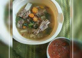 Nggak perlu beli di rumah makan, masak sendiri aja. Resep Sop Iga Sapi Plus Sambal Tomat Oleh Dapurhijauku Cookpad