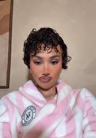 Doechii's Energetic Performance at 2x Speed