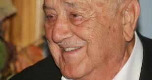 ASOCIACIÓN PARA LA RECUPERACIÓN DE LA MEMORIA HISTÓRICA DE EXTREMADURA.  (ARMHEX): LUIS PLA, IN MEMORIAM.