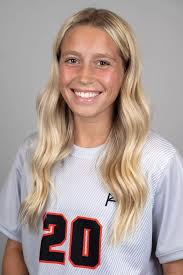 Allie Arnold's Instagram, Twitter & Facebook