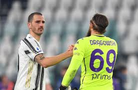 Berita juventus terbaru dari goal.com, termasuk kabar transfer, rumor, hasil, skor dan wawancara pemain. Bonucci Sends Message To Juventus Fans After Fiorentina Defeat