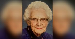 Janice Roop's Instagram, Twitter & Facebook