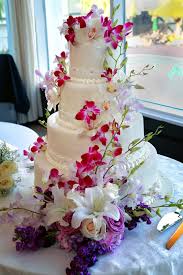 Wedding Cake With Fuschia Orchid Flowers Fuschia Wedding Wedding Cakes With Flowers Beach Wedding Cake