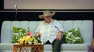 Señora': la historia de la canción que inmortalizó a Rafael Ricardo y se  quedó para siempre en la historia del vallenato - Semana