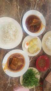 Restoran asam pedas selera kampung juga adalah salah satu kegemaran pelancong yang datang untuk mencari asam pedas melaka. Asam Pedas Pari And Kembong Picture Of Asam Pedas Selera Kampung Melaka Tripadvisor