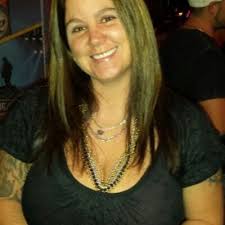 Peggy Pennell's Instagram, Twitter & Facebook