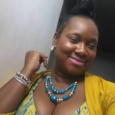 When my husband take my pictures, I just take whatever decent pictures I  can get 😫😂. Why yall Men don't care to tell us lighting a little off or  something?? Straight A$$holes😫😂.